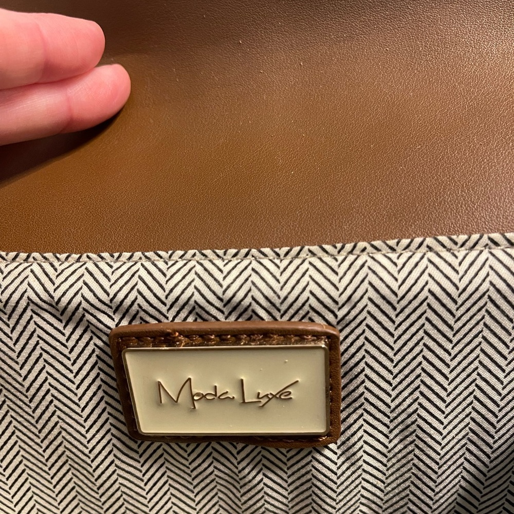 Moda Luxe Bag - image 6